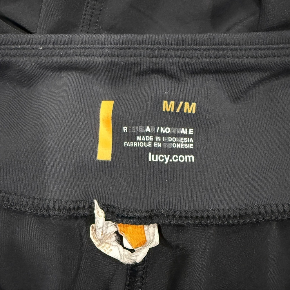 Lucy Black Cropped Jogger Pants - Picture 4 of 8